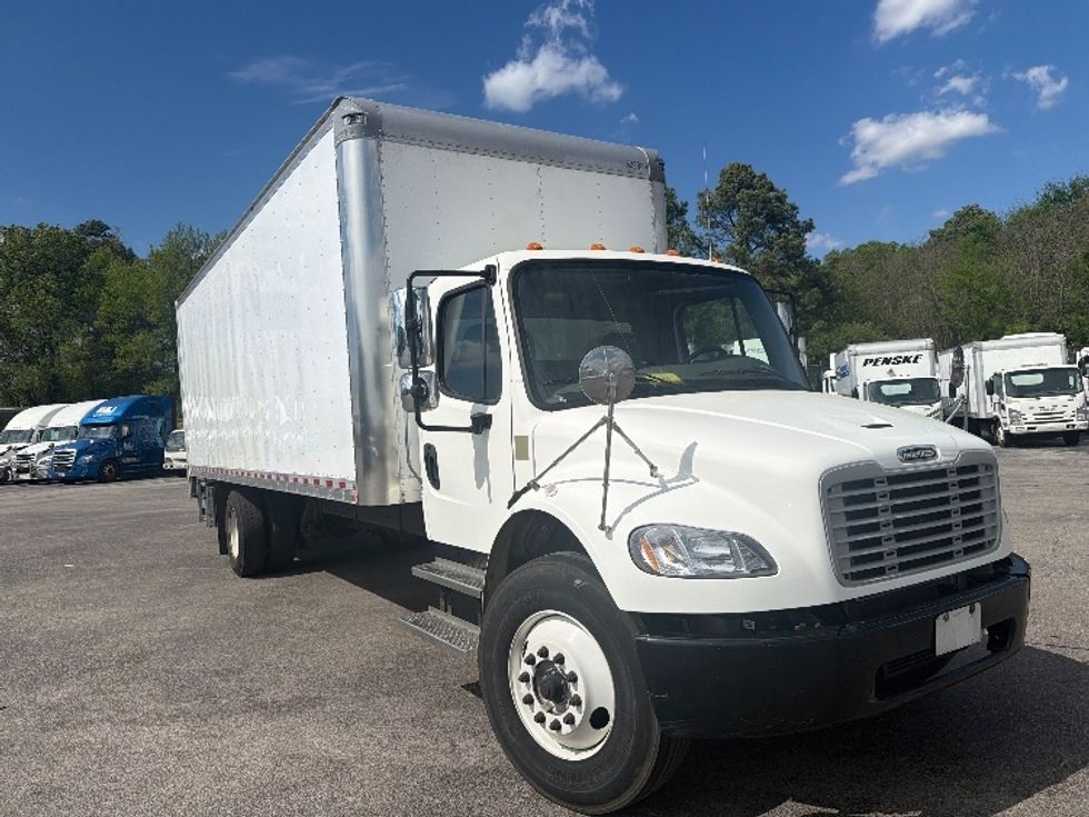 Medium Duty Box Truck-Light and Medium Duty Trucks-Freightliner-2021-M2-Decatur-AL-114,580\n\t\tmiles-$ 75,000 - Image 1