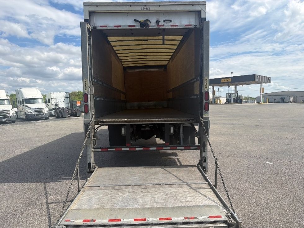 Medium Duty Box Truck-Light and Medium Duty Trucks-Freightliner-2021-M2-Decatur-AL-114,580\n\t\tmiles-$ 75,000 - Image 9