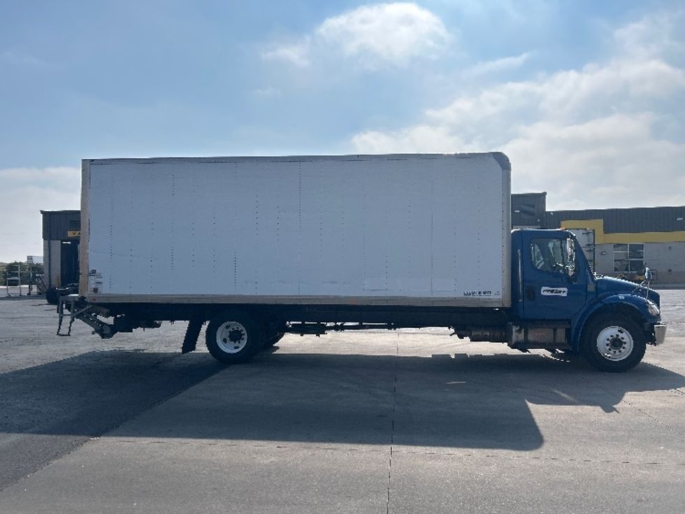 Medium Duty Box Truck-Light and Medium Duty Trucks-Freightliner-2021-M2-Denver-CO-196,715\n\t\tmiles-$ 61,000 - Image 15