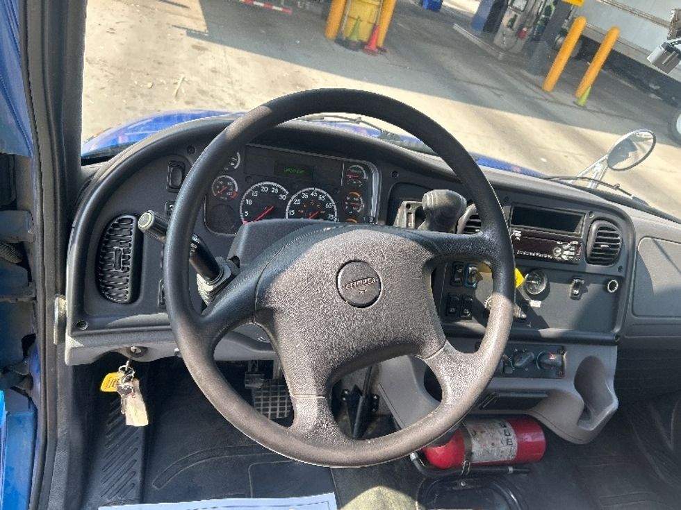 Medium Duty Box Truck-Light and Medium Duty Trucks-Freightliner-2021-M2-Denver-CO-196,715\n\t\tmiles-$ 61,000 - Image 18