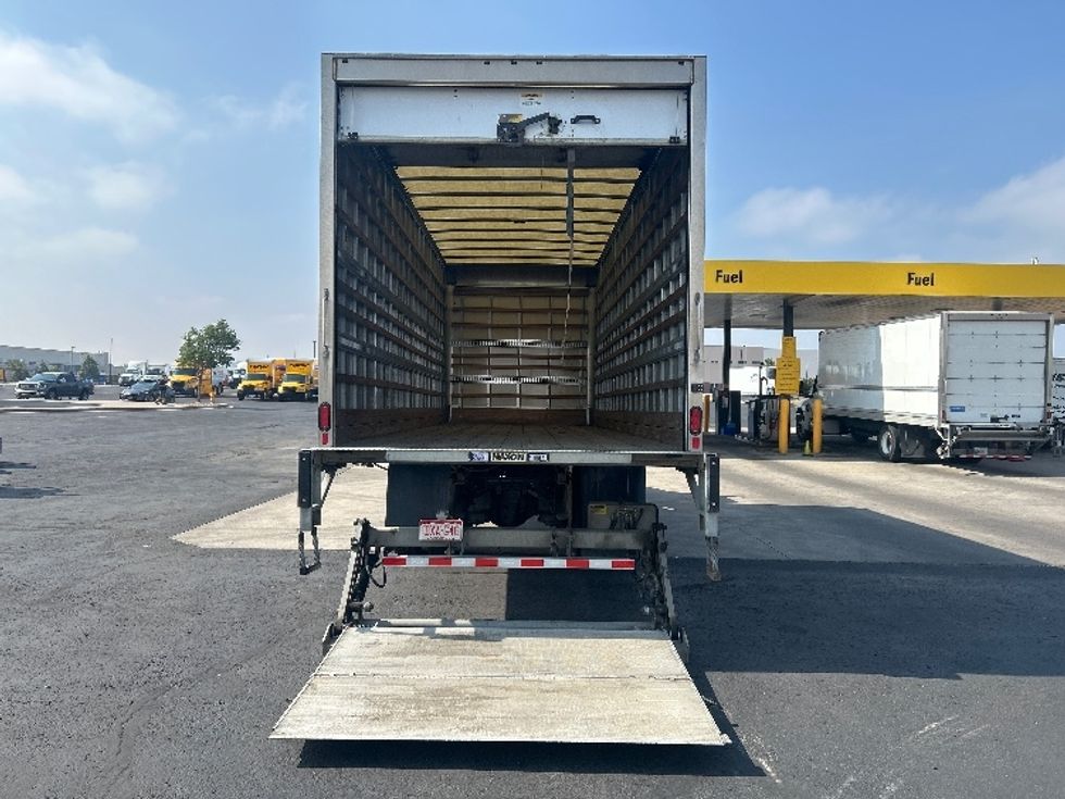 Medium Duty Box Truck-Light and Medium Duty Trucks-Freightliner-2021-M2-Denver-CO-196,715\n\t\tmiles-$ 61,000 - Image 9