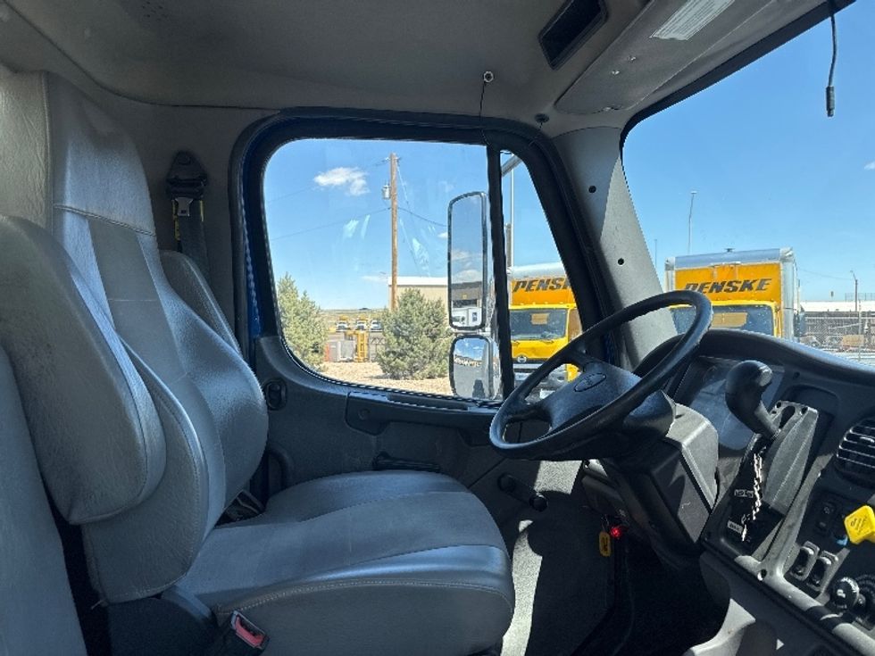 Medium Duty Box Truck-Light and Medium Duty Trucks-Freightliner-2021-M2-Denver-CO-199,979\n\t\tmiles-$ 56,500 - Image 22