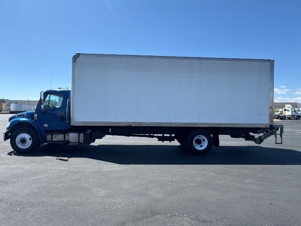 Medium Duty Box Truck-Light and Medium Duty Trucks-Freightliner-2021-M2-Denver-CO-199,979\n\t\tmiles-$ 56,500 - Image 4