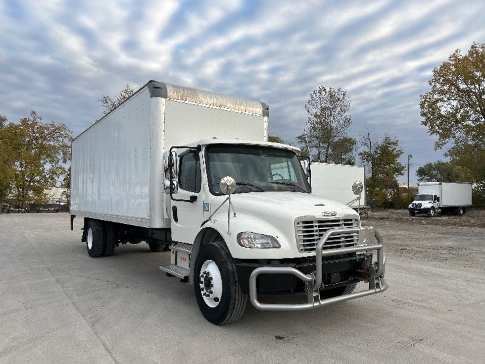 Medium Duty Box Truck-Light and Medium Duty Trucks-Freightliner-2021-M2-Des Moines-IA-217,823\n\t\tmiles-$ 41,250 - Image 1
