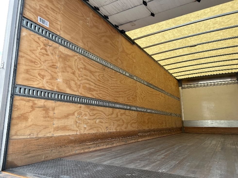 Medium Duty Box Truck-Light and Medium Duty Trucks-Freightliner-2021-M2-Des Moines-IA-217,823\n\t\tmiles-$ 41,250 - Image 11