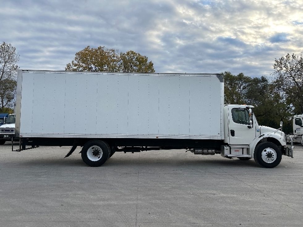 Medium Duty Box Truck-Light and Medium Duty Trucks-Freightliner-2021-M2-Des Moines-IA-217,823\n\t\tmiles-$ 41,250 - Image 15