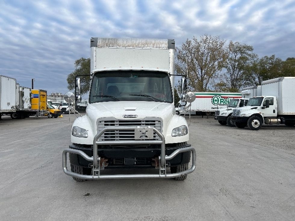 Medium Duty Box Truck-Light and Medium Duty Trucks-Freightliner-2021-M2-Des Moines-IA-217,823\n\t\tmiles-$ 41,250 - Image 2
