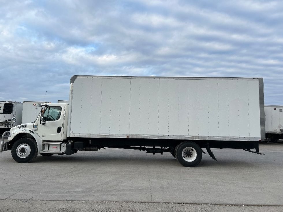 Medium Duty Box Truck-Light and Medium Duty Trucks-Freightliner-2021-M2-Des Moines-IA-217,823\n\t\tmiles-$ 41,250 - Image 4