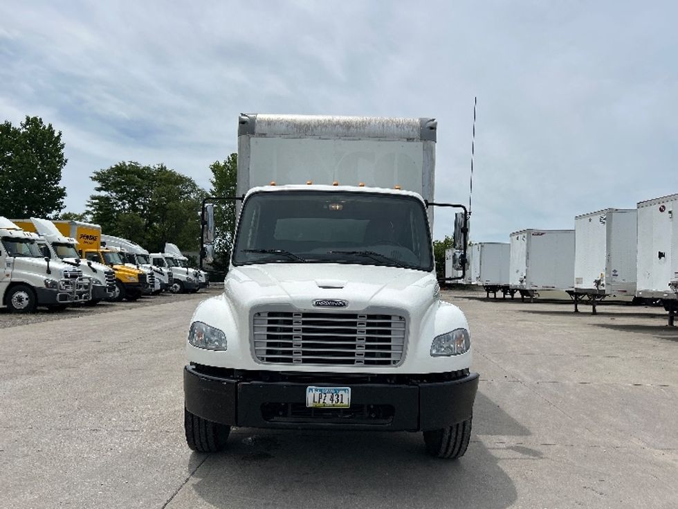 Medium Duty Box Truck-Light and Medium Duty Trucks-Freightliner-2021-M2-Des Moines-IA-64,193\n\t\tmiles-$ 77,500 - Image 2