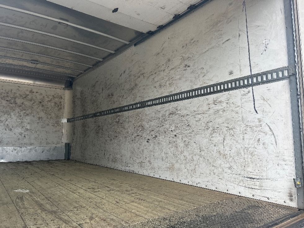Medium Duty Box Truck-Light and Medium Duty Trucks-Freightliner-2021-M2-Dothan-AL-146,071\n\t\tmiles-$ 51,500 - Image 13