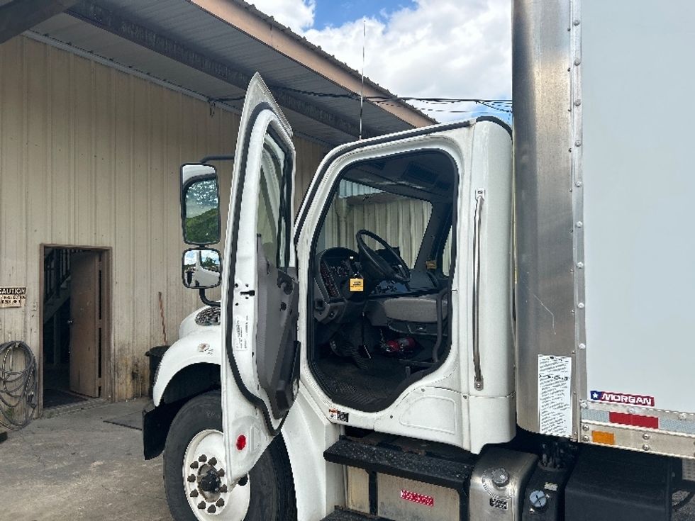 Medium Duty Box Truck-Light and Medium Duty Trucks-Freightliner-2021-M2-Dothan-AL-146,071\n\t\tmiles-$ 51,500 - Image 16