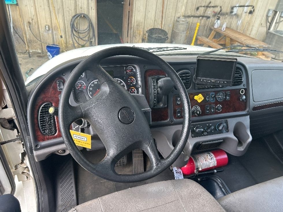 Medium Duty Box Truck-Light and Medium Duty Trucks-Freightliner-2021-M2-Dothan-AL-146,071\n\t\tmiles-$ 51,500 - Image 19