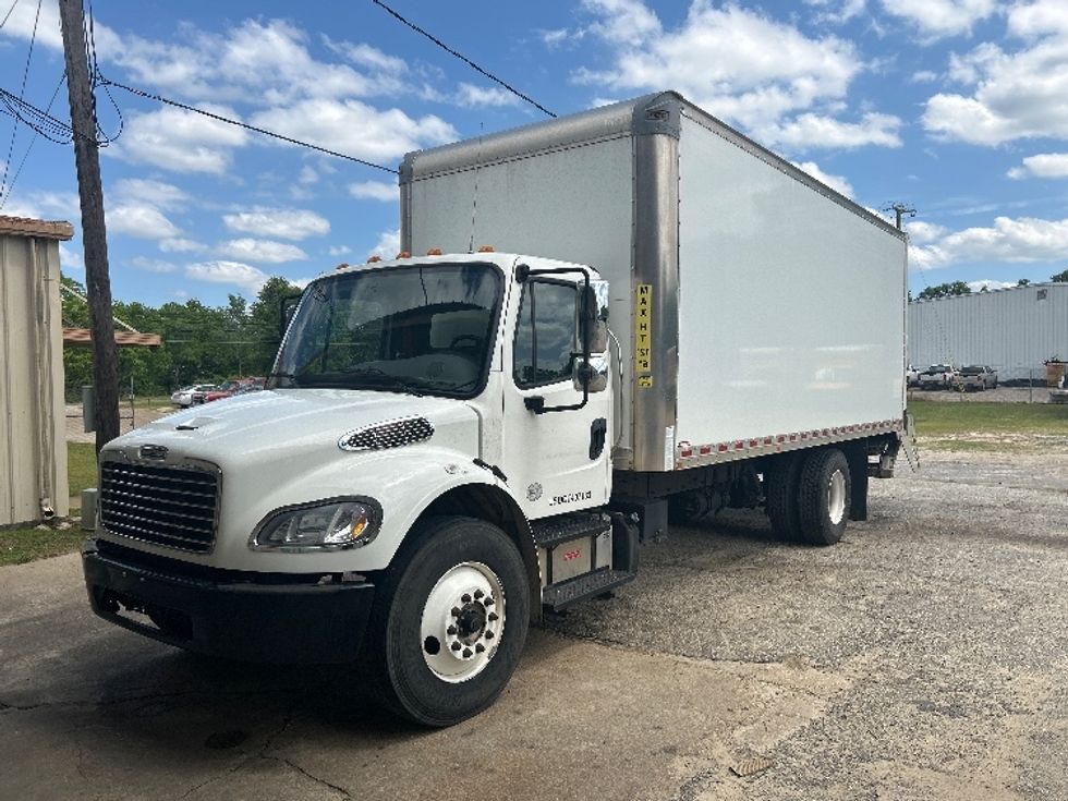 Medium Duty Box Truck-Light and Medium Duty Trucks-Freightliner-2021-M2-Dothan-AL-146,071\n\t\tmiles-$ 51,500 - Image 3