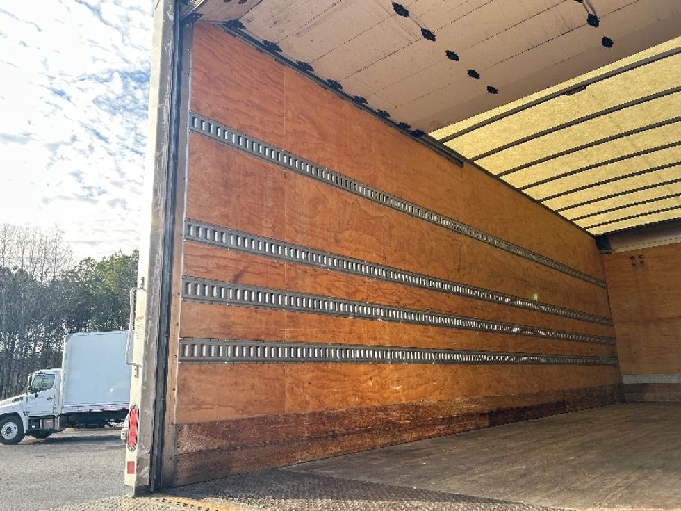 Medium Duty Box Truck-Light and Medium Duty Trucks-Freightliner-2021-M2-Duluth-GA-337,695\n\t\tmiles-$ 42,500 - Image 11