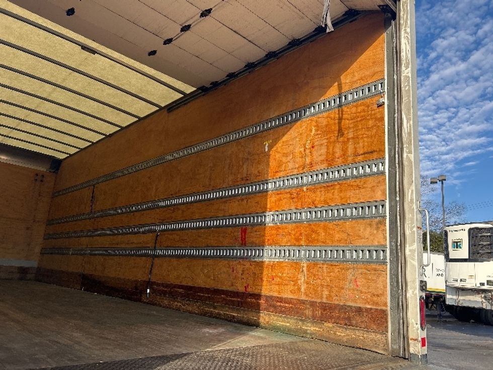 Medium Duty Box Truck-Light and Medium Duty Trucks-Freightliner-2021-M2-Duluth-GA-337,695\n\t\tmiles-$ 42,500 - Image 12