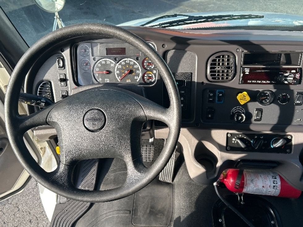 Medium Duty Box Truck-Light and Medium Duty Trucks-Freightliner-2021-M2-Duluth-GA-337,695\n\t\tmiles-$ 42,500 - Image 18