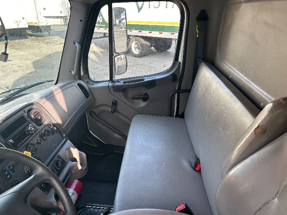 Medium Duty Box Truck-Light and Medium Duty Trucks-Freightliner-2021-M2-Duluth-GA-337,695\n\t\tmiles-$ 42,500 - Image 19