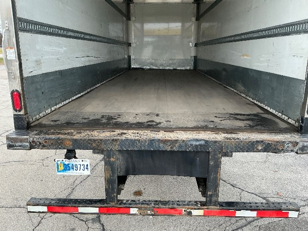 Medium Duty Box Truck-Light and Medium Duty Trucks-Freightliner-2021-M2-Elkhart-IN-61,915\n\t\tmiles-$ 68,250 - Image 9