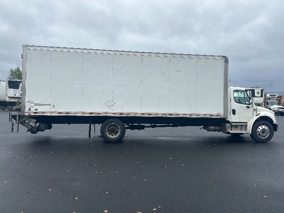 Medium Duty Box Truck-Light and Medium Duty Trucks-Freightliner-2021-M2-Elmira-NY-287,087\n\t\tmiles-$ 39,500 - Image 15