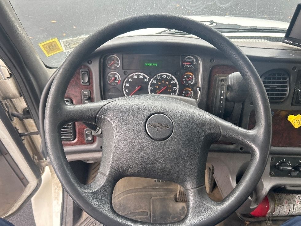 Medium Duty Box Truck-Light and Medium Duty Trucks-Freightliner-2021-M2-Elmira-NY-287,087\n\t\tmiles-$ 39,500 - Image 18