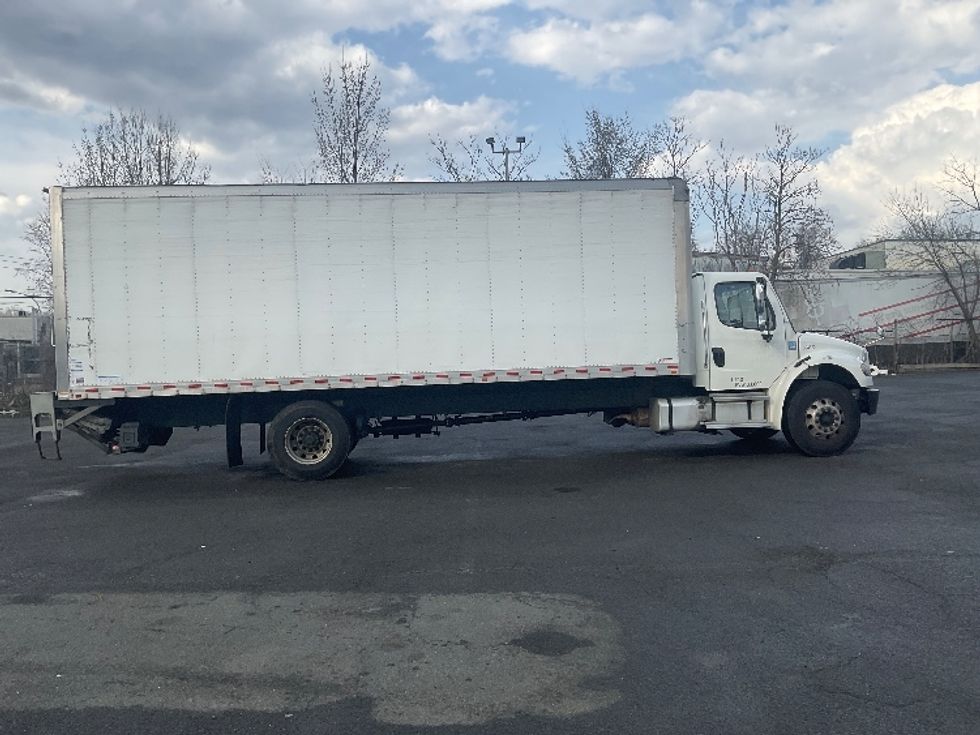 Medium Duty Box Truck-Light and Medium Duty Trucks-Freightliner-2021-M2-Elmsford-NY-163,535\n\t\tmiles-$ 53,500 - Image 15