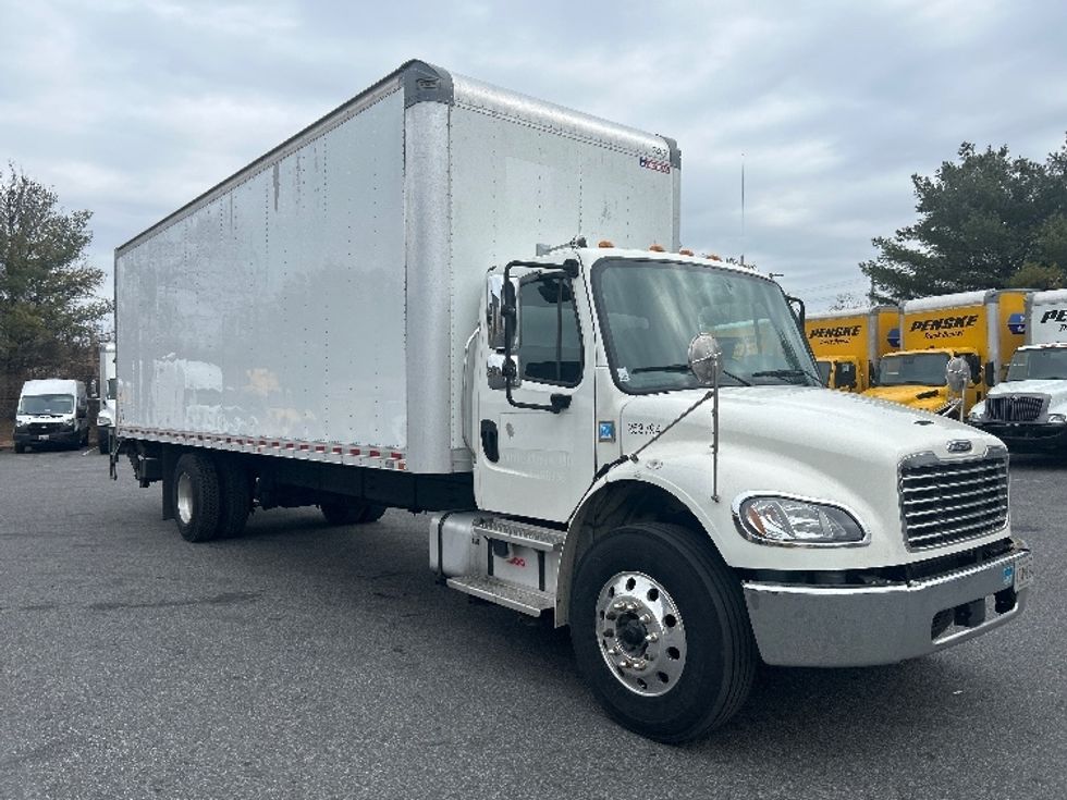 Medium Duty Box Truck-Light and Medium Duty Trucks-Freightliner-2021-M2-Essex-MD-310,736\n\t\tmiles-$ 28,750 - Image 1