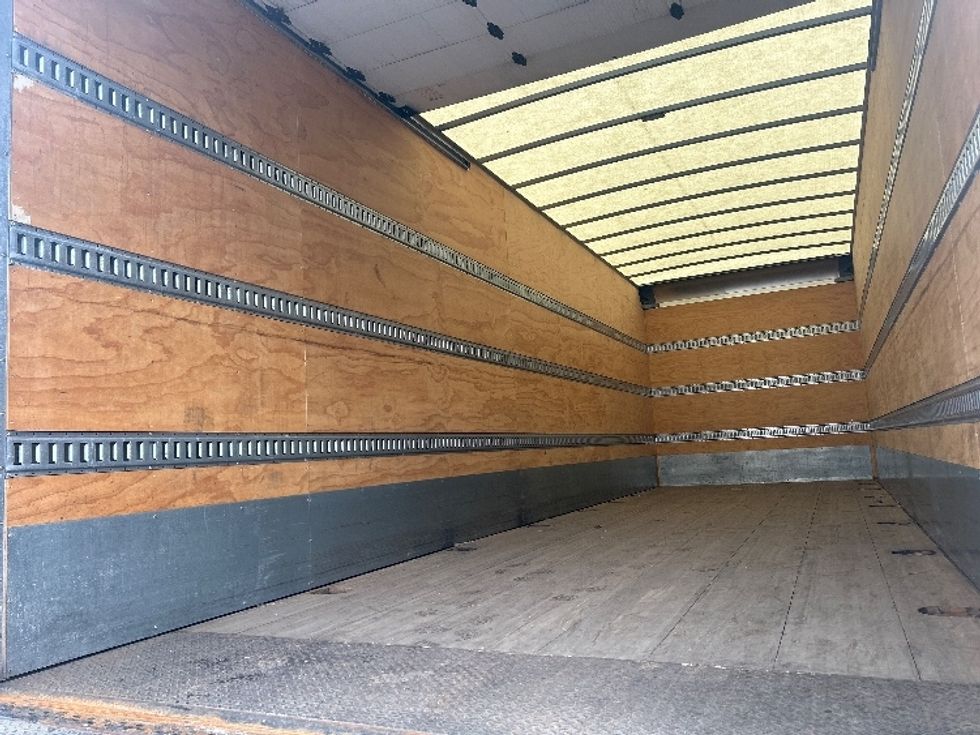 Medium Duty Box Truck-Light and Medium Duty Trucks-Freightliner-2021-M2-Essex-MD-310,736\n\t\tmiles-$ 28,750 - Image 11