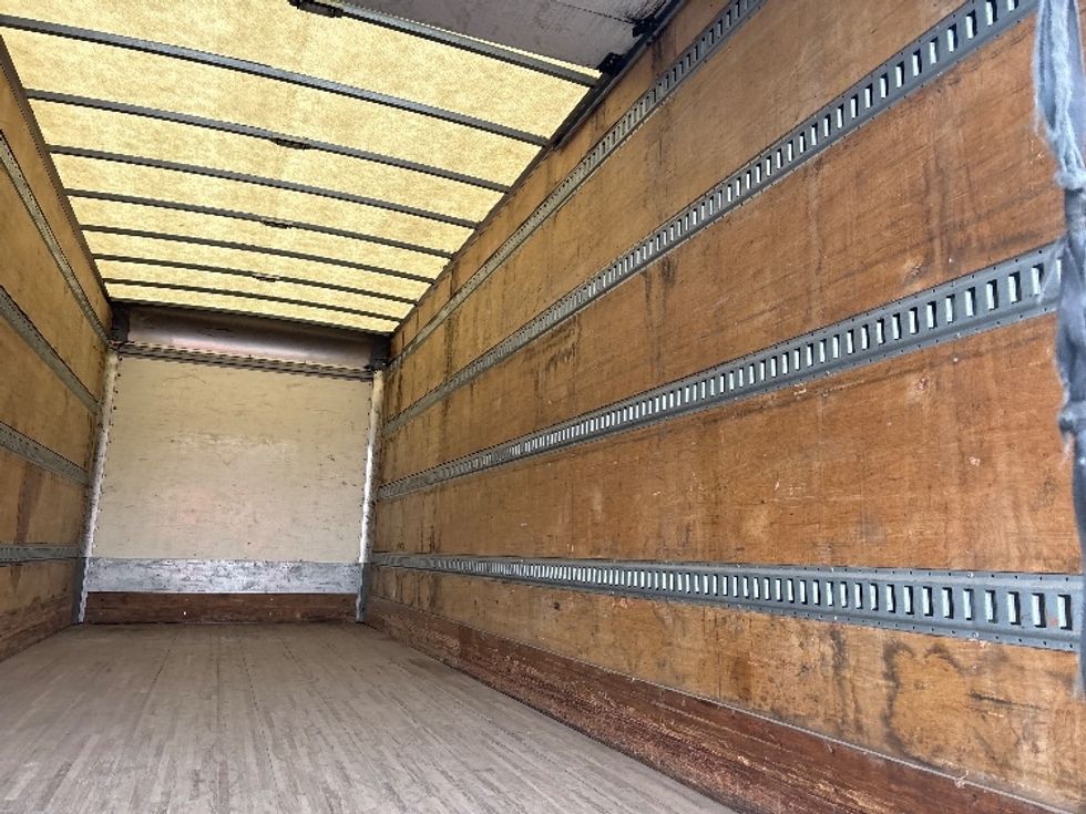 Medium Duty Box Truck-Light and Medium Duty Trucks-Freightliner-2021-M2-Everett-WA-284,916\n\t\tmiles-$ 40,500 - Image 12