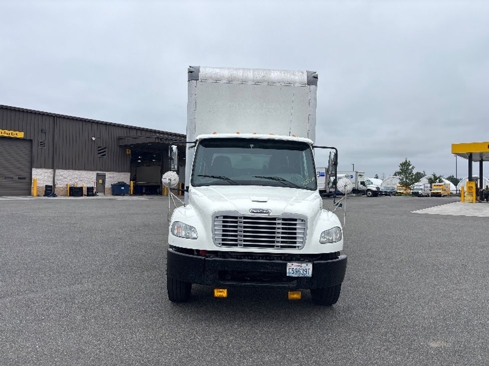 Medium Duty Box Truck-Light and Medium Duty Trucks-Freightliner-2021-M2-Everett-WA-284,916\n\t\tmiles-$ 40,500 - Image 2