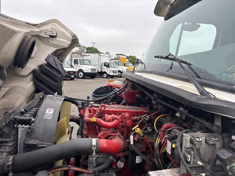 Medium Duty Box Truck-Light and Medium Duty Trucks-Freightliner-2021-M2-Everett-WA-284,916\n\t\tmiles-$ 40,500 - Image 24