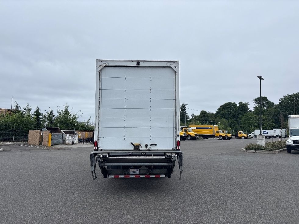 Medium Duty Box Truck-Light and Medium Duty Trucks-Freightliner-2021-M2-Everett-WA-284,916\n\t\tmiles-$ 40,500 - Image 7