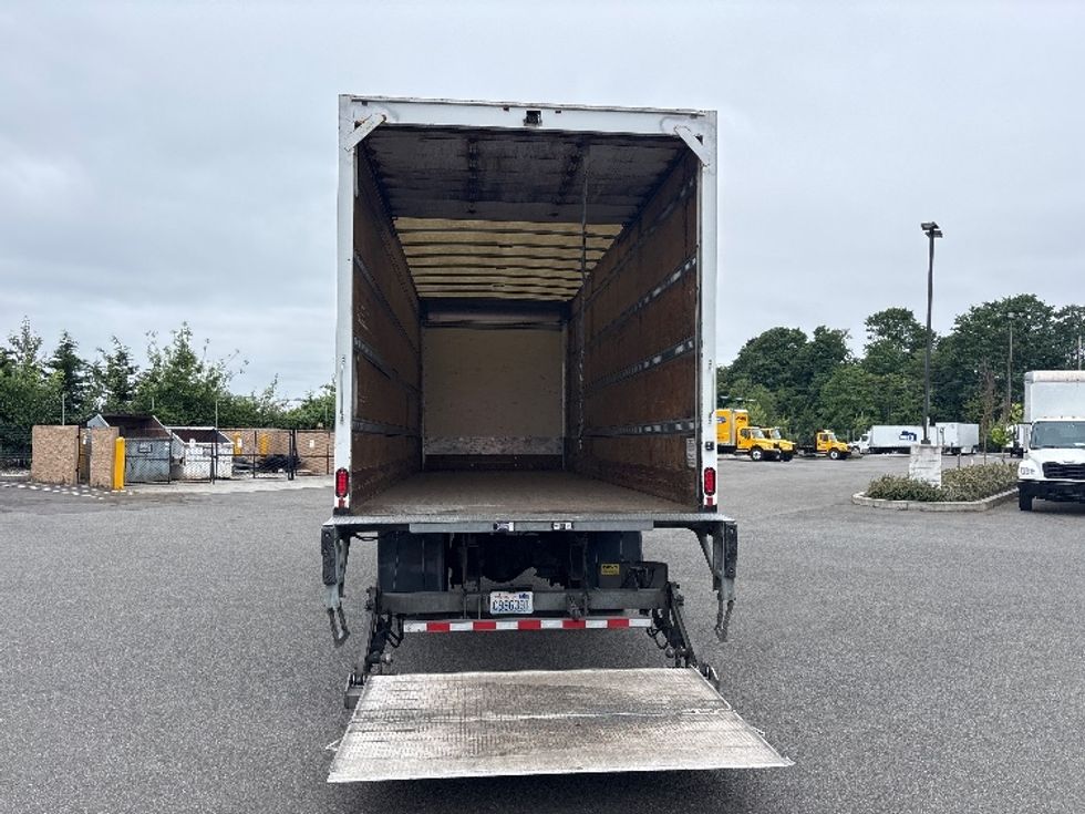 Medium Duty Box Truck-Light and Medium Duty Trucks-Freightliner-2021-M2-Everett-WA-284,916\n\t\tmiles-$ 40,500 - Image 9