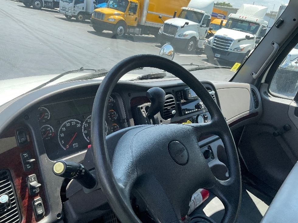 Medium Duty Box Truck-Light and Medium Duty Trucks-Freightliner-2021-M2-Fitchburg-MA-205,072\n\t\tmiles-$ 47,750 - Image 17