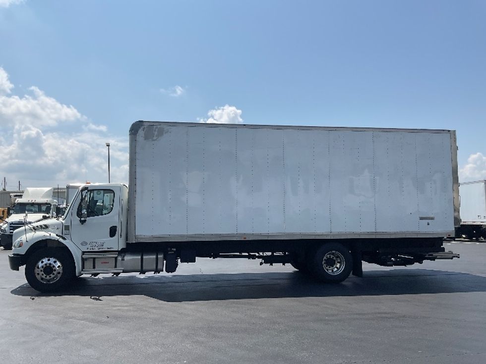 Medium Duty Box Truck-Light and Medium Duty Trucks-Freightliner-2021-M2-Fitchburg-MA-205,072\n\t\tmiles-$ 47,750 - Image 4