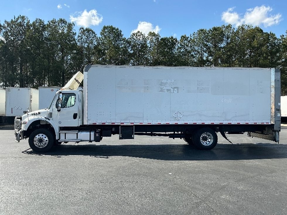 Medium Duty Box Truck-Light and Medium Duty Trucks-Freightliner-2021-M2-Forest Park-GA-200,709\n\t\tmiles-$ 46,000 - Image 4
