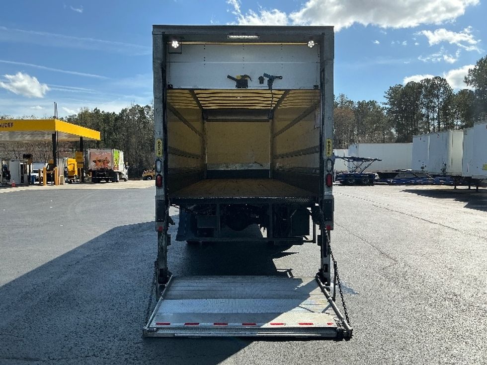 Medium Duty Box Truck-Light and Medium Duty Trucks-Freightliner-2021-M2-Forest Park-GA-200,709\n\t\tmiles-$ 46,000 - Image 9