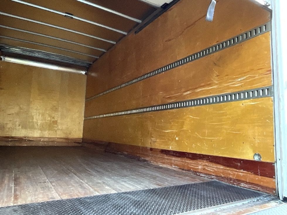 Medium Duty Box Truck-Light and Medium Duty Trucks-Freightliner-2021-M2-Forest Park-GA-45,914\n\t\tmiles-$ 68,250 - Image 12