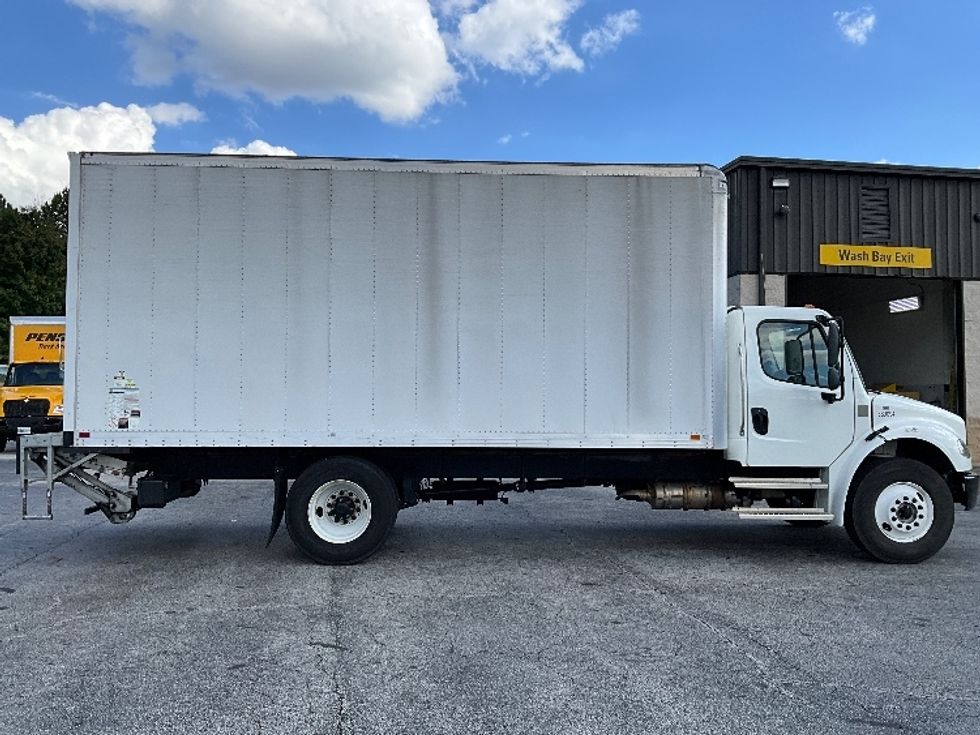 Medium Duty Box Truck-Light and Medium Duty Trucks-Freightliner-2021-M2-Forest Park-GA-45,914\n\t\tmiles-$ 68,250 - Image 15