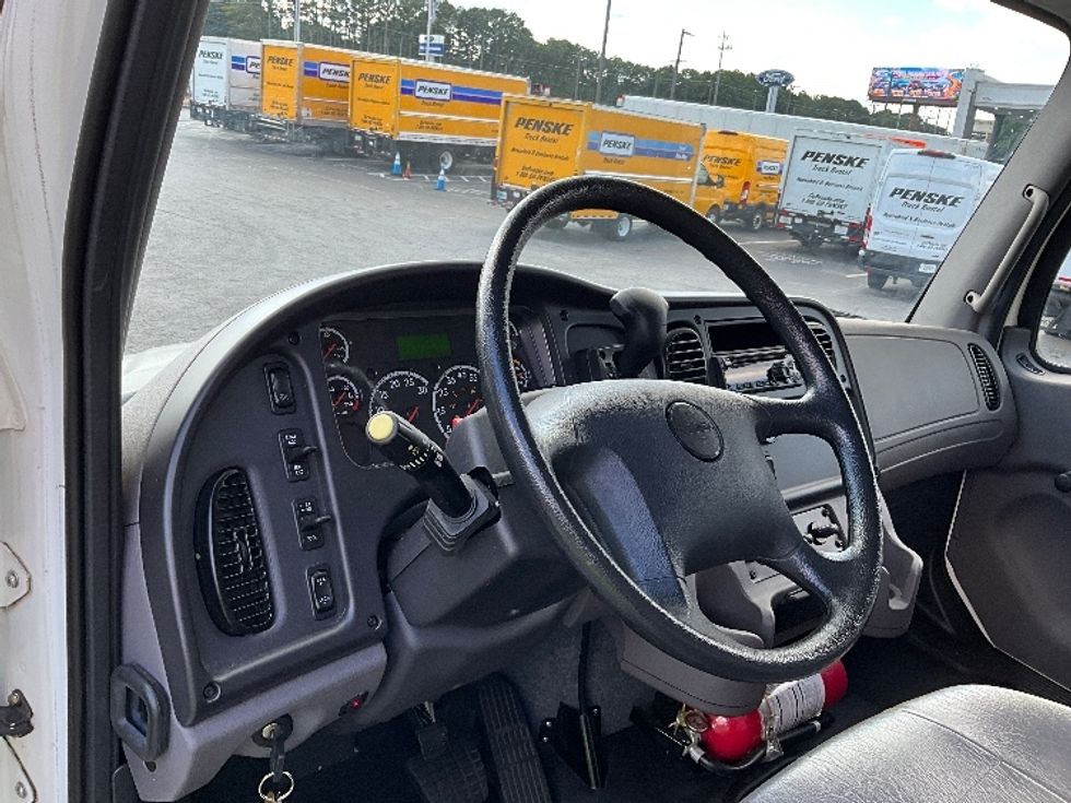Medium Duty Box Truck-Light and Medium Duty Trucks-Freightliner-2021-M2-Forest Park-GA-45,914\n\t\tmiles-$ 68,250 - Image 17