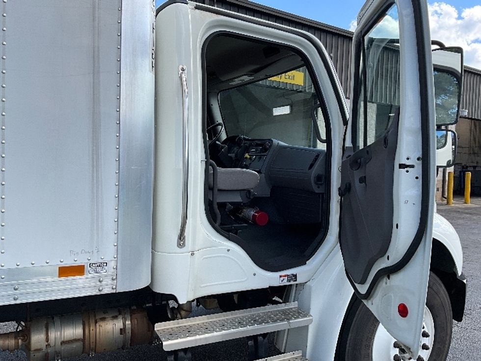 Medium Duty Box Truck-Light and Medium Duty Trucks-Freightliner-2021-M2-Forest Park-GA-45,914\n\t\tmiles-$ 68,250 - Image 20
