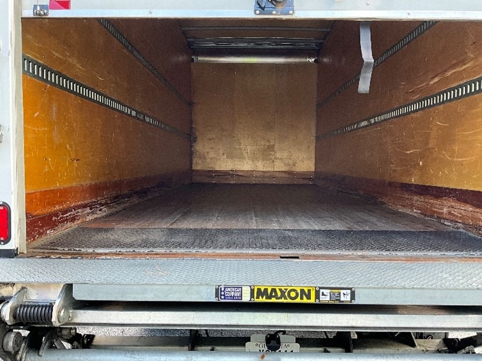 Medium Duty Box Truck-Light and Medium Duty Trucks-Freightliner-2021-M2-Forest Park-GA-45,914\n\t\tmiles-$ 68,250 - Image 8