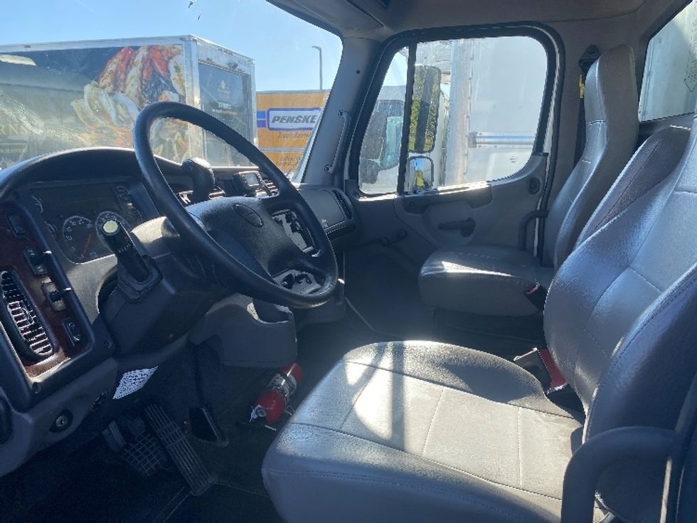 Medium Duty Box Truck-Light and Medium Duty Trucks-Freightliner-2021-M2-Fort Myers-FL-111,270\n\t\tmiles-$ 72,250 - Image 17