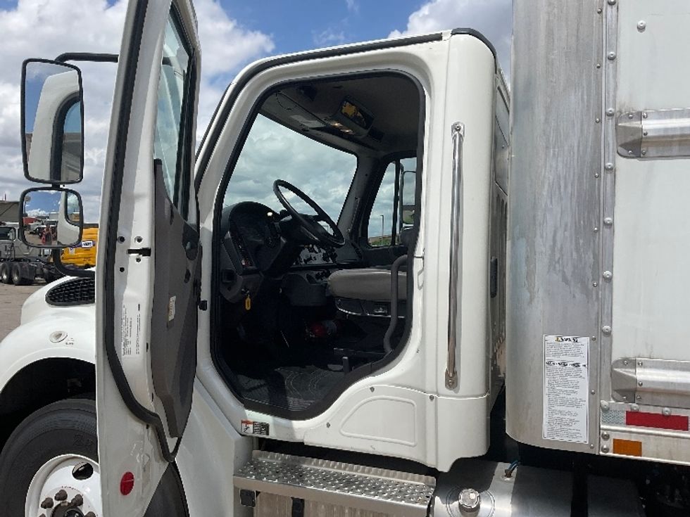 Medium Duty Box Truck-Light and Medium Duty Trucks-Freightliner-2021-M2-Fort Worth-TX-77,843\n\t\tmiles-$ 76,500 - Image 16