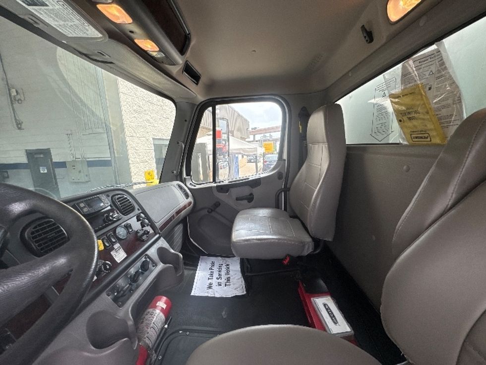 Medium Duty Box Truck-Light and Medium Duty Trucks-Freightliner-2021-M2-Fort Worth-TX-77,843\n\t\tmiles-$ 76,500 - Image 19