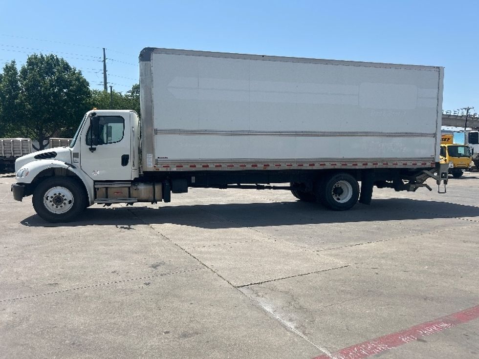 Medium Duty Box Truck-Light and Medium Duty Trucks-Freightliner-2021-M2-Fort Worth-TX-77,843\n\t\tmiles-$ 76,500 - Image 4