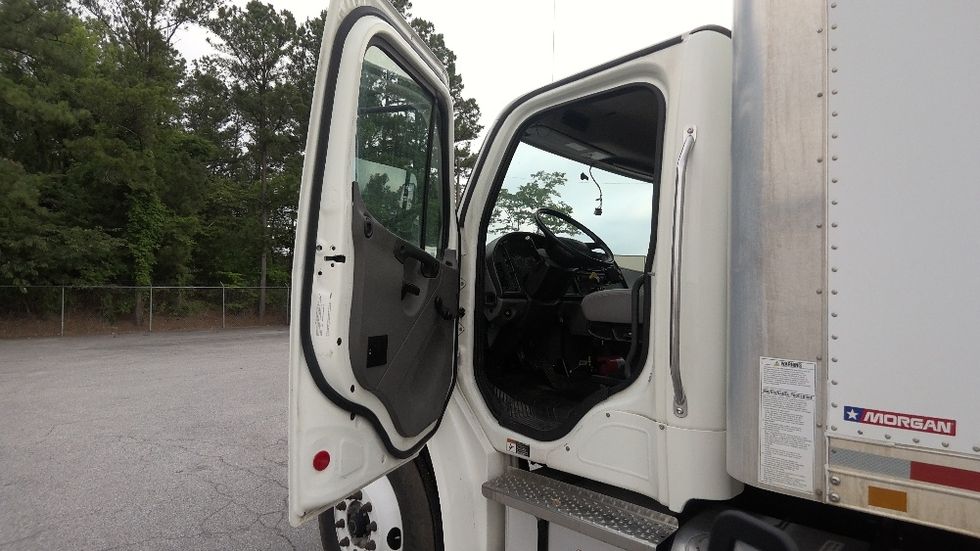Medium Duty Box Truck-Light and Medium Duty Trucks-Freightliner-2021-M2-Gadsden-AL-120,208\n\t\tmiles-$ 74,250 - Image 16
