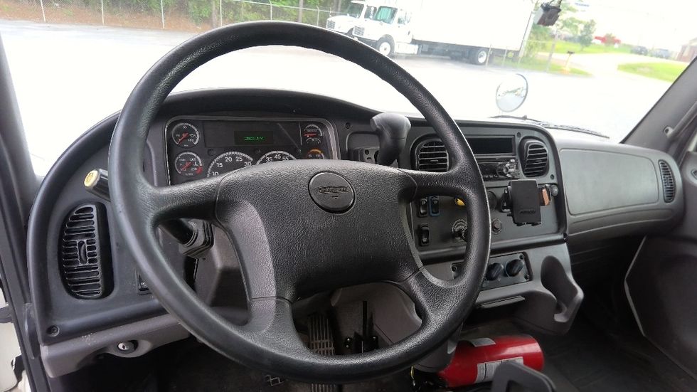 Medium Duty Box Truck-Light and Medium Duty Trucks-Freightliner-2021-M2-Gadsden-AL-120,208\n\t\tmiles-$ 74,250 - Image 17