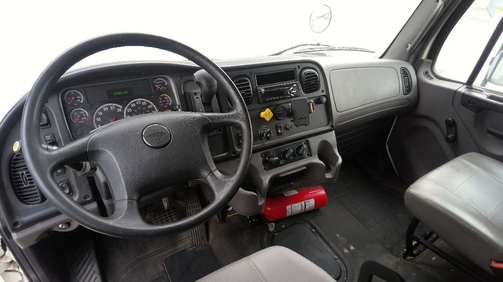 Medium Duty Box Truck-Light and Medium Duty Trucks-Freightliner-2021-M2-Gadsden-AL-120,208\n\t\tmiles-$ 74,250 - Image 18