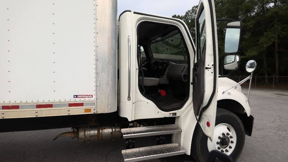 Medium Duty Box Truck-Light and Medium Duty Trucks-Freightliner-2021-M2-Gadsden-AL-120,208\n\t\tmiles-$ 74,250 - Image 20