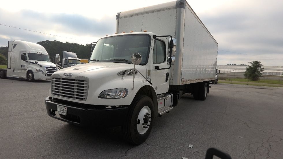 Medium Duty Box Truck-Light and Medium Duty Trucks-Freightliner-2021-M2-Gadsden-AL-120,208\n\t\tmiles-$ 74,250 - Image 3